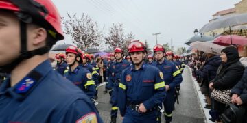 Φωτορεπορτάζ από την παρέλαση στη Σιάτιστα