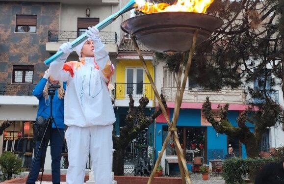 Η Ολυμπιακή Φλόγα Φώτισε τα Γρεβενά! Μήνυμα Ειρήνης και Ευγενούς Άμιλλας