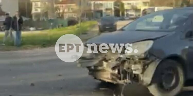 Καστοριά: Μετωπική σύγκρουση δύο Ι.Χ.