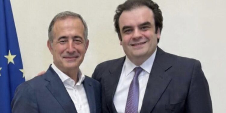 Μήνυμα του Στάθη Κωνσταντινίδη για την εκλογή του Κυριάκου Πιερρακάκη προέδρου του Eurogroup «Η ΕΛΛΑΔΑ ΤΗΣ ΕΛΠΙΔΑΣ ΚΑΙ ΤΗΣ ΠΡΟΟΔΟΥ».