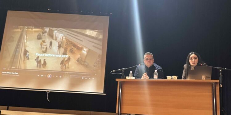 Με επιτυχία η Ημερίδα «Παιδιά και Διαδίκτυο» που συνδιοργάνωσαν ο Δήμος Βοΐου και ο Σύλλογος Γονέων και Κηδεμόνων του Δημοτικού Σχολείου Νεάπολης