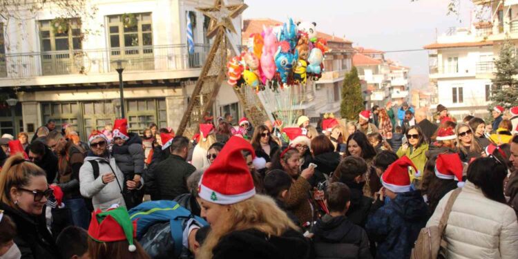 Τα Σέρβια γέμισαν κόκκινο, χαμόγελα και παιδικές φωνές στο Santa Run 2025