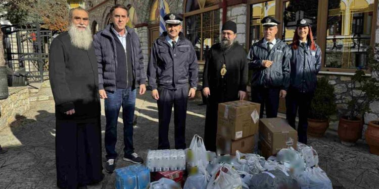 Προσφορά ειδών διατροφής από τις διευθύνσεις Αστυνομίας στη Δυτική Μακεδονία