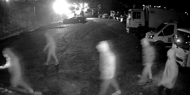 Σιάτιστα: Έκλεψαν λόζιο, ( φουρφούρια) για τις κλαδαριές αλλά τους έγραψε η κάμερα. Βίντεο