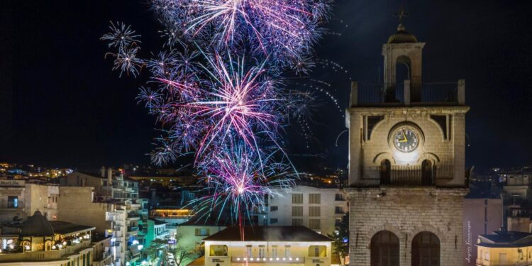 Δικογραφία της ΕΛ.ΑΣ για τα βεγγαλικά στην κεντρική πλατεία Κοζάνης- Ενημερώθηκε η Εισαγγελία