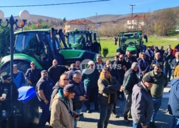 Κλιμακώνουν τον αγώνα τους οι αγρότες της Δυτικής Μακεδονίας με κλείσιμο των γραφείων του ΟΠΕΚΕΠΕ