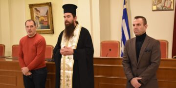 Η κοπή της βασιλόπιτας για τους εργαζόμενους του Δήμου Καστοριάς