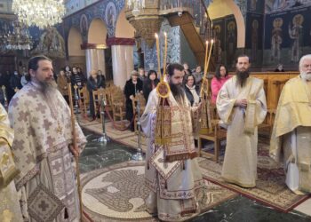 Σιάτιστα: Τα Εκπαιδευτήρια γιόρτασαν τη μνήμη των Τριών Ιεραρχών. Βίντεο και φωτογραφίες