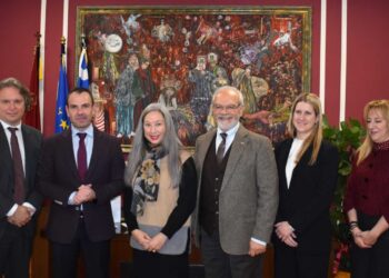 Στον Δήμαρχο Καστοριάς η νέα Πρέσβης του Καναδά στην Ελλάδα