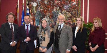 Στον Δήμαρχο Καστοριάς η νέα Πρέσβης του Καναδά στην Ελλάδα