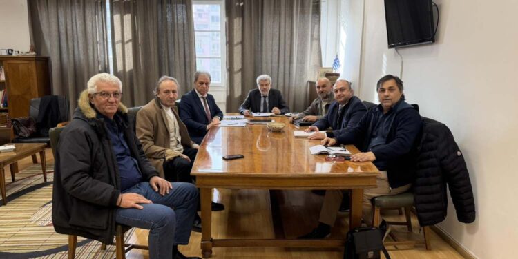 Περιφέρεια Δυτικής Μακεδονίας: Με τους εκπροσώπους των Λαϊκών Αγορών στον Γ.Γ. Εμπορίου