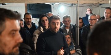 Στο μπλόκο Σιάτιστας ο Νίκος Ανδρουλάκης.  Βίντεο και φωτογραφίες