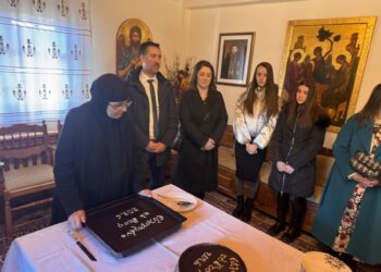 Ο Πολιτιστικός Σύλλογος Μικροκάστρου έψαλε τα κάλαντα στο Μοναστήρι. Βίντεο και φωτογραφίες