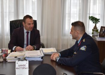 Εθιμοτυπική επίσκεψη του Γενικού Περιφερειακού Αστυνομικού Διευθυντή Δυτικής Μακεδονίας στον Δήμαρχο Καστοριάς