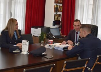 Ο Ταξίαρχος Νικόλαος ΈΞΑΡΧΟΣ, πραγματοποίησε εθιμοτυπική επίσκεψη στην Περιφερειακή Ενότητα Καστοριάς και στο Δημαρχείο Καστοριάς,