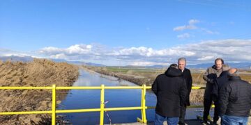 Παρεμβάσεις στον πλημμυρισμένο δρόμο, Βαλτόνερα-Ανάργυροι στην περιοχή Αμυνταίου