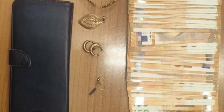 Καστοριά: Συνελήφθη απατεώνας με τα λεφτά στο χέρι!