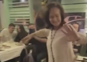 Το ζεϊμπέκικο της Άννας Διαμαντοπούλου στην Κοζάνη.  Βίντεο