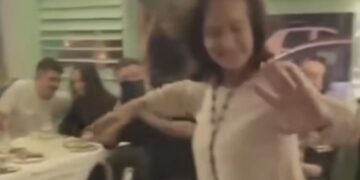 Το ζεϊμπέκικο της Άννας Διαμαντοπούλου στην Κοζάνη.  Βίντεο