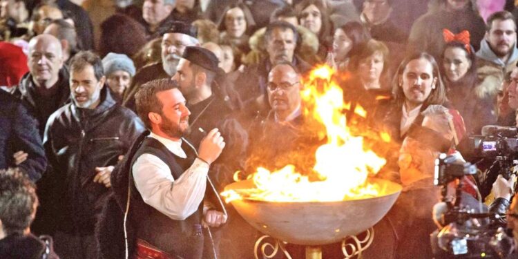 Κοζανίτικη Αποκριά, εκεί που ο χειμώνας γίνεται γιορτή.  (Του Χάρη Κάτανα)