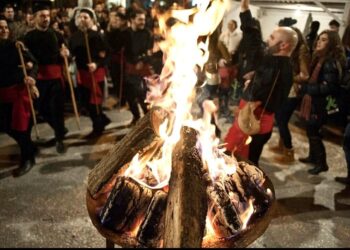 Κοζανίτικη Αποκριά, εκεί που ο χειμώνας γίνεται γιορτή.  (Του Χάρη Κάτανα)