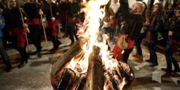 Κοζανίτικη Αποκριά, εκεί που ο χειμώνας γίνεται γιορτή.  (Του Χάρη Κάτανα)