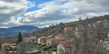 Βόιο: Σιωπηλά χωριά, πέτρινα γεφύρια και δάση βελανιδιάς