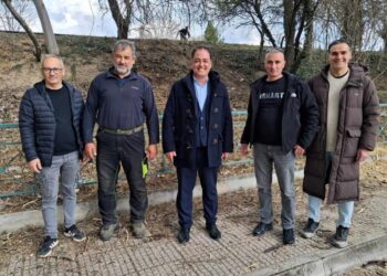 Δήμος Κοζάνης: «Νοικοκυρεύεται» επιτέλους η περιοχή του ΟΣΕ μετά από χρόνια – Σε πλήρη εξέλιξη εκτεταμένες εργασίες καθαρισμού και ευπρεπισμού ενόψει της αντιπυρικής περιόδου