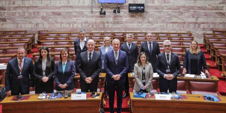 Ο Στάθης Κωνσταντινίδης, στη Συνέλευση των κρατών της ΝΑ Ευρώπης