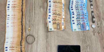 4.200 ευρώ πήρε ο απατεώνας. Εξιχνιάσθηκε η υπόθεση με τη συνεργασία αστυνομικών Καστοριάς και Καβάλας