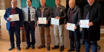 Τιμητική εκδήλωση και απονομή διπλωμάτων σε απόστρατους αστυνομικούς στη Δ.Α. Κοζάνης