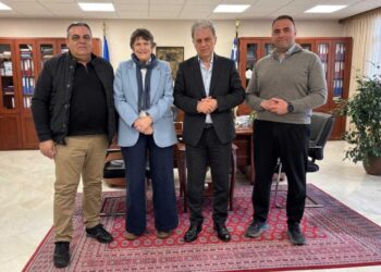 Στο επίκεντρο τα Σχέδια Βελτίωσης και τα επενδυτικά προγράμματα για τα εκτροφεία γουνοφόρων ζώων – Συνάντηση με τον Περιφερειάρχη Δυτικής Μακεδονίας