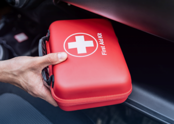 Φαρμακείο αυτοκινήτου: Οι υποχρεωτικές αλλαγές και πότε θα ισχύσουν (ΦΕΚ)