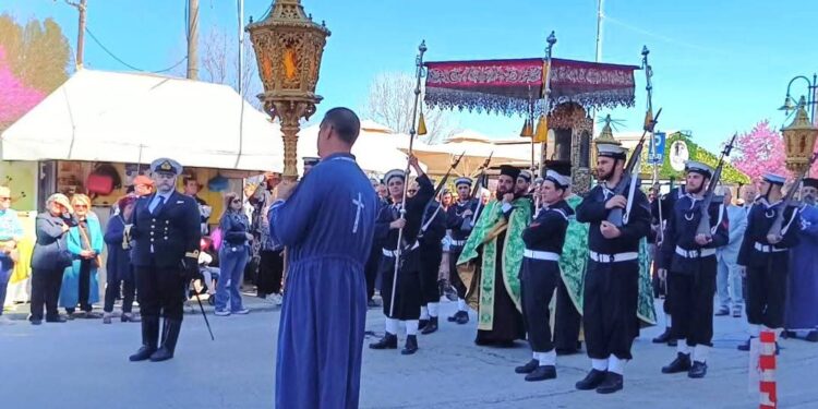 Ο Δήμαρχος Βοΐου Χρήστος Ζευκλής με το Μουσικό Σχολείο Σιάτιστας στην Κέρκυρα. Βίντεο και φωτογραφίες
