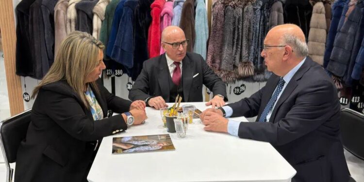 Ο Μιχάλης Παπαδόπουλος στην  51η Διεθνή Έκθεση Γούνας Καστοριάς