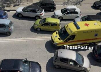 Σοβαρό ατύχημα με αγοράκι 6 ετών σε χώρο νηπιαγωγείου της Κοζάνης-“Γέφυρα ζωής” και άμεση μεταφορά του στη Θεσσαλονίκη με ασθενοφόρο του ΕΚΑΒ-Βίντεο