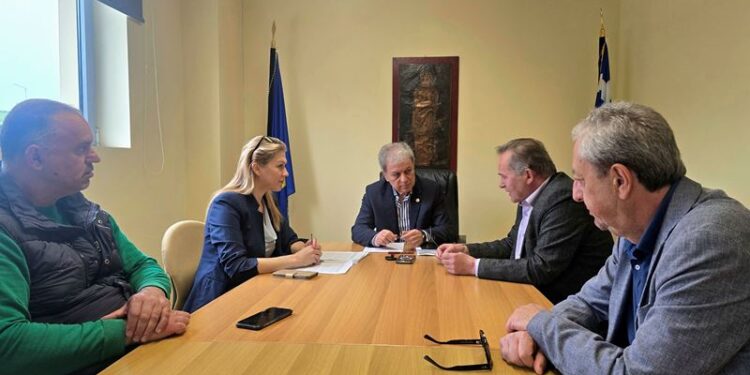 Συνάντηση Περιφερειάρχη Δυτικής Μακεδονίας και Διοικήτριας Νοσοκομείου Γρεβενών. Ενίσχυση του Ιατροτεχνολογικού Εξοπλισμού και νέο ασθενοφόρο.