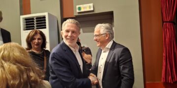 Δήμος Βοΐου: Με απόλυτη επιτυχία ολοκληρώθηκε η τρίτη ημέρα των εκδηλώσεων «ΠΕΛΕΚΟΝ 2026» στη Σιάτιστα – Τιμήθηκε ο Παύλος Γερουλάνος ως απόγονος της οικογένειας Μανούση