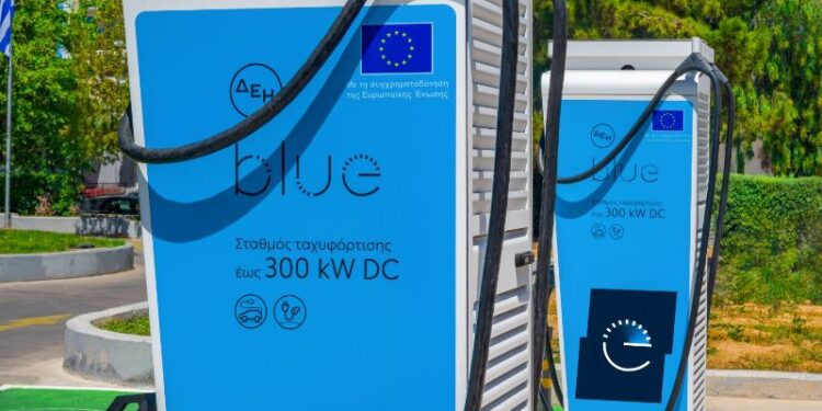ΔΕΗ – PPC blue Ρουμανίας: Εγκαθιστούν 106 σημεία ταχείας και υπερταχείας φόρτισης σε μεγάλες ευρωπαϊκές διαδρομές με Ευρωπαϊκή χρηματοδότηση 