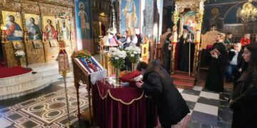 Σιάτιστα: Υποδοχή Ιερού λειψάνου Αγίου Γεωργίου Καρσλίδη  (Live Video)