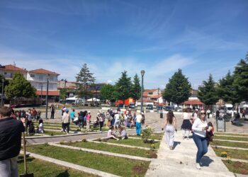 Το Τσοτύλι γέμισε λουλούδια και ευχαριστεί όσους βοήθησαν