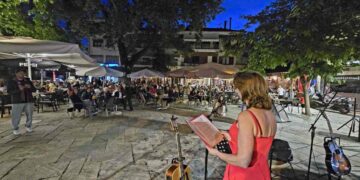 Αιμοδοτικός Σύλλογος Σιάτιστας: Γεμάτη κόσμο η πλατεία στη Μουσική Βραδιά με αφορμή την Παγκόσμια ημέρα Εθελοντή Αιμοδότη