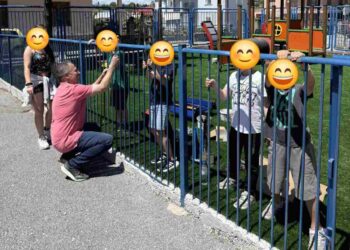 Δήμος Βοΐου: Με την συμμετοχή γονέων και μαθητών ολοκληρώθηκαν οι εργασίες ανάπλασης στο δημοτικό σχολείο Νεάπολης- Νέα παιδική χαρά στο Νηπιαγωγείο