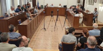 Ηχηρό «όχι» του Δημοτικού Συμβουλίου Γρεβενών στην κατασκευή υδροηλεκτρικών σταθμών στον Βενέτικο ποταμό
