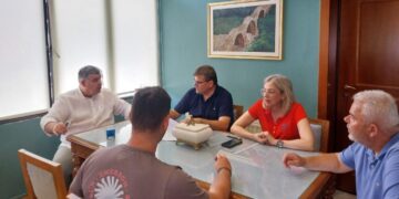 Περιφέρεια Δυτικής Μακεδονία: Υπογραφή Σύμβασης για τη Μελέτη Διερεύνησης Φαινομένων Αστάθειας στους Ιερούς Ναούς Αγίου Γεωργίου Άνω Κώμης και Κοιμήσεως της Θεοτόκου Ανατολής