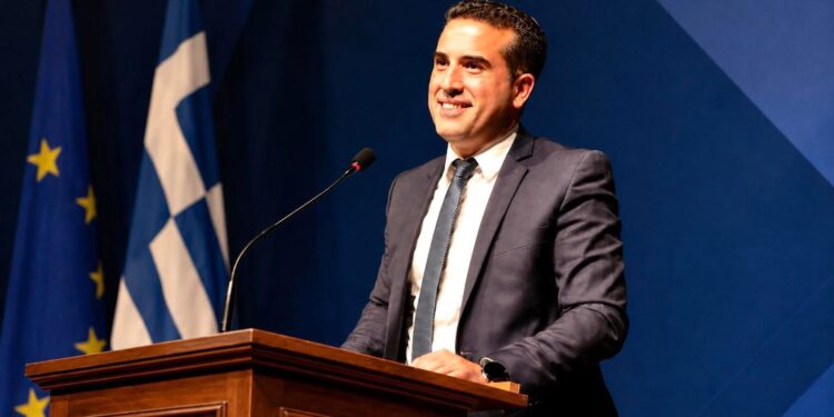 Χάρης Κάτανας: Επιλέγω τα επιχειρήματα, όχι τις προσβολές