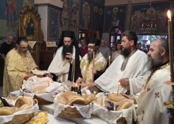 Καλονέρι: Πλήθος πιστών στον Εσπερινό της Αγίας Κυριακής. Βίντεο και φωτογραφίες