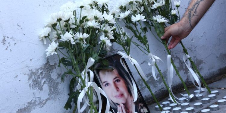 Την Πέμπτη η κηδεία της Βάγιας Νέστορα-Σε κατάσταση σοκ παραμένουν οι ένοικοι της οικοδομής. Βίντεο
