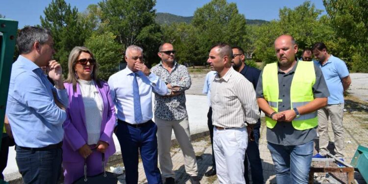 Επίσκεψη κυβερνητικού κλιμακίου στον Δήμαρχο Καστοριάς Γιάννη Κορεντσίδη