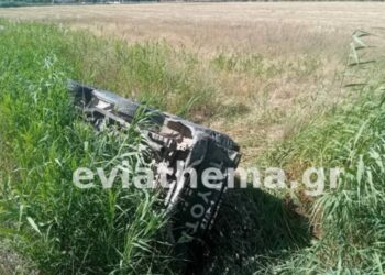 Οδηγός αγροτικού έκανε ελιγμό για να αποφύγει δύο παιδιά με πατίνια και τουμπάρισε